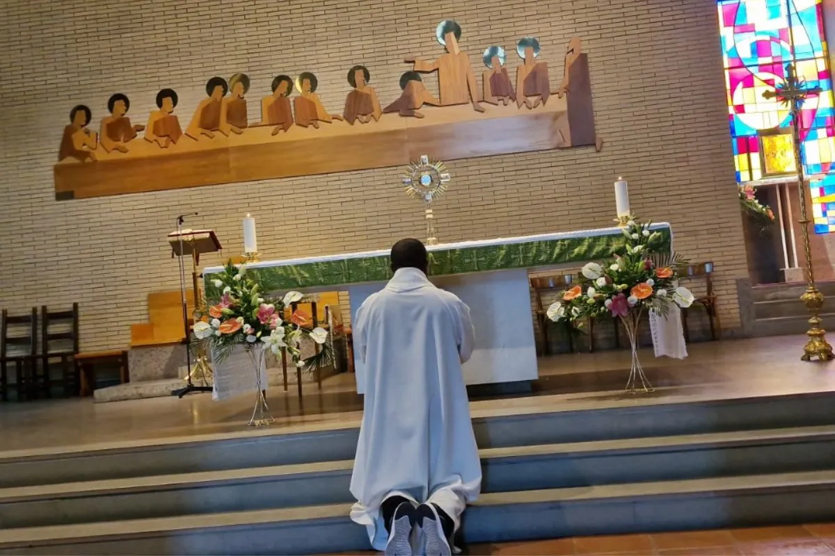 Misioneras Clarisas - Grupo Sacerdotal Madre Inés