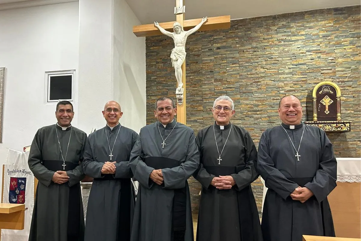 Misioneras Clarisas - Misioneros de Cristo para la Iglesia Universal