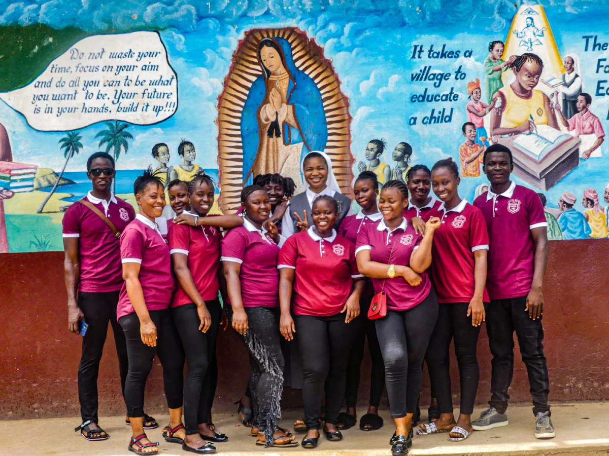 Misioneras Clarisas - Casa de LUNSAR